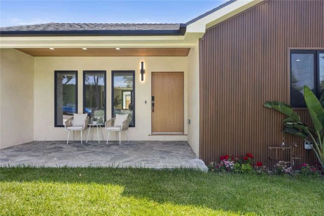 2316 N Parish Place, Burbank, CA 91504