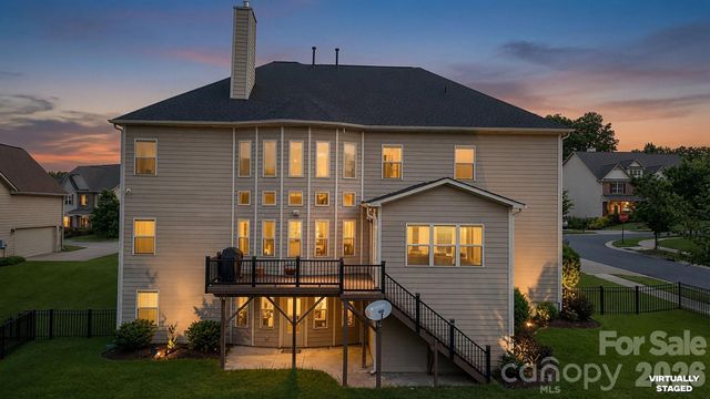 16032 Loch Raven Road, Huntersville, NC 28078