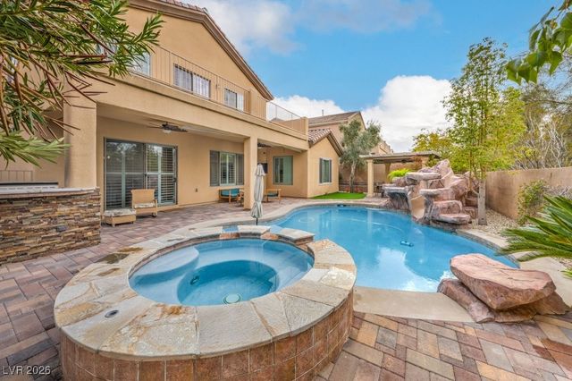 11 Stonemark Drive, Henderson, NV 89052