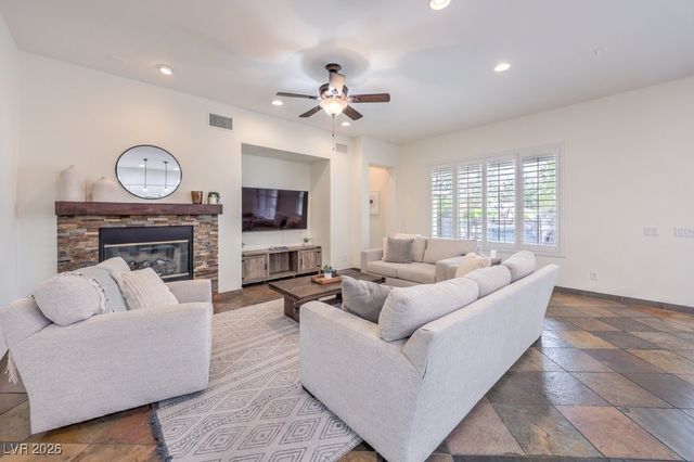 11 Stonemark Drive, Henderson, NV 89052