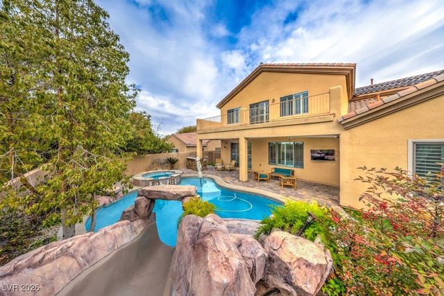 11 Stonemark Drive, Henderson, NV 89052