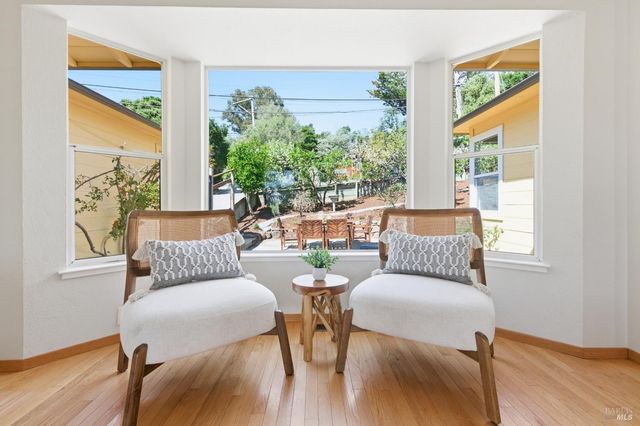 178 Reservoir Rd, San Rafael, CA 94901