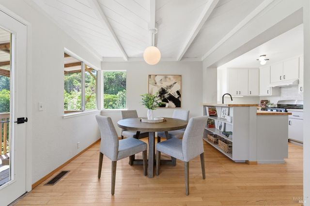 178 Reservoir Rd, San Rafael, CA 94901