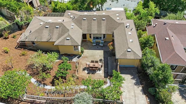178 Reservoir Rd, San Rafael, CA 94901