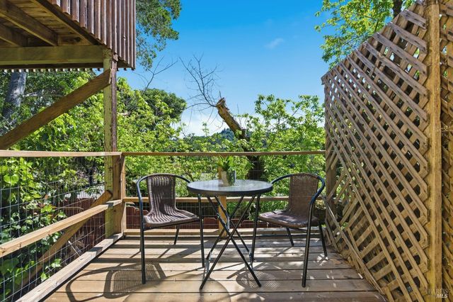 178 Reservoir Rd, San Rafael, CA 94901