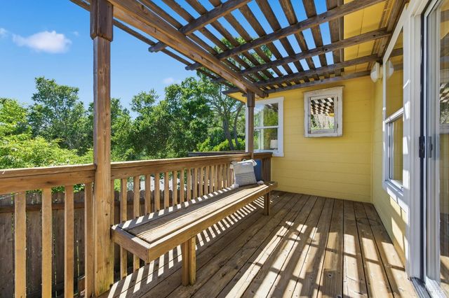 178 Reservoir Rd, San Rafael, CA 94901