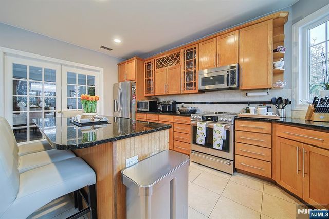 130 Irving Street, Leonia, NJ 07605