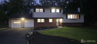 33 Nottingham Road, Edison, NJ 08820