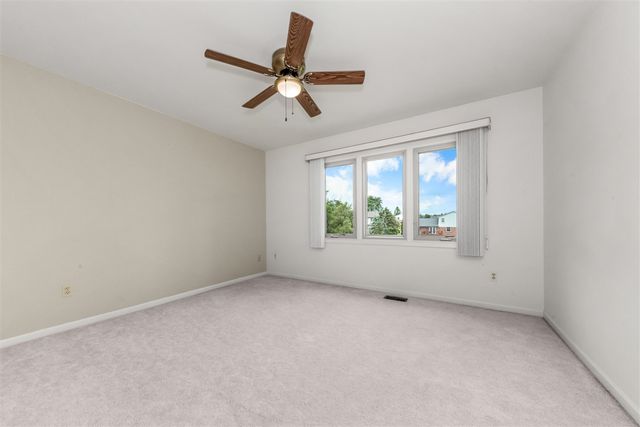 37120 Turnburry Drive, Livonia, MI 48152