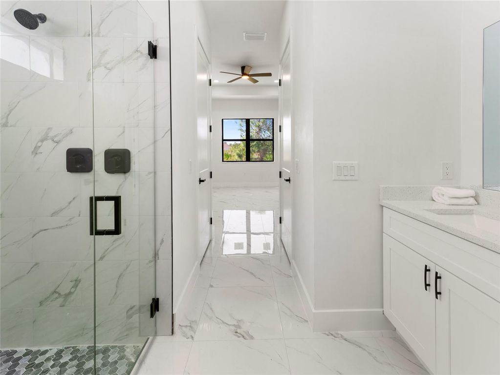 Image 12 of property listing at 2220 NE 9TH PLACE, Cape Coral, FL 33909