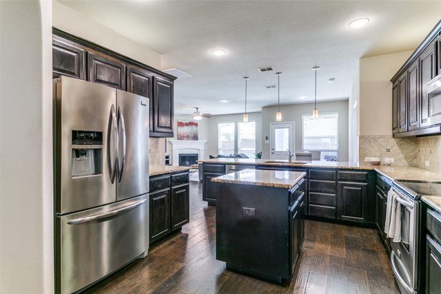 4720 Kendrick Peak Way, Fort Worth, TX 76244