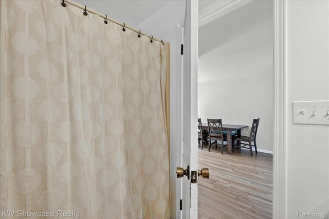 173 Pickford Street, Novi, MI 48377