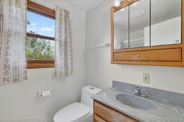 173 Pickford Street, Novi, MI 48377