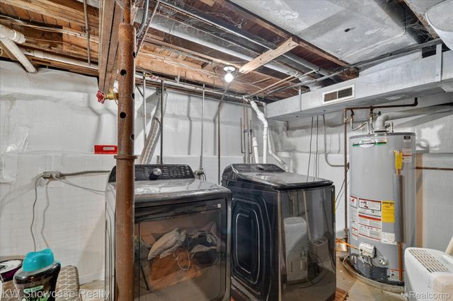 173 Pickford Street, Novi, MI 48377