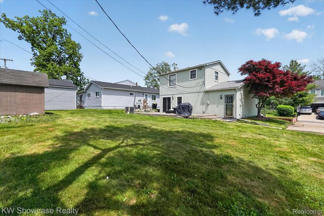 173 Pickford Street, Novi, MI 48377