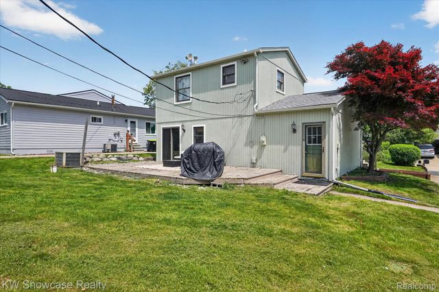 173 Pickford Street, Novi, MI 48377