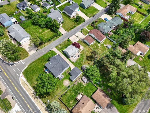 173 Pickford Street, Novi, MI 48377