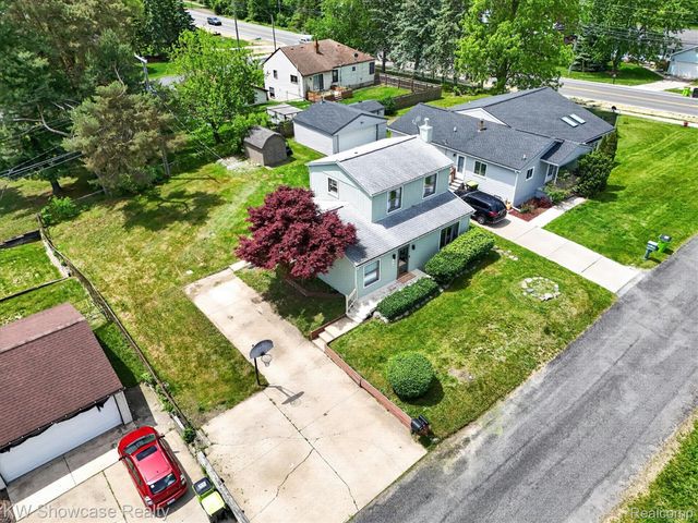 173 Pickford Street, Novi, MI 48377