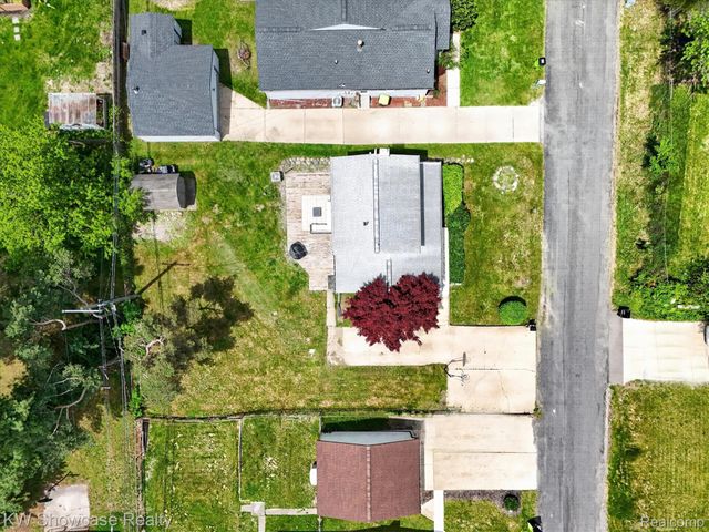 173 Pickford Street, Novi, MI 48377