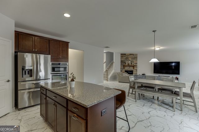 6438 Hickory Branch Drive, Hoschton, GA 30548