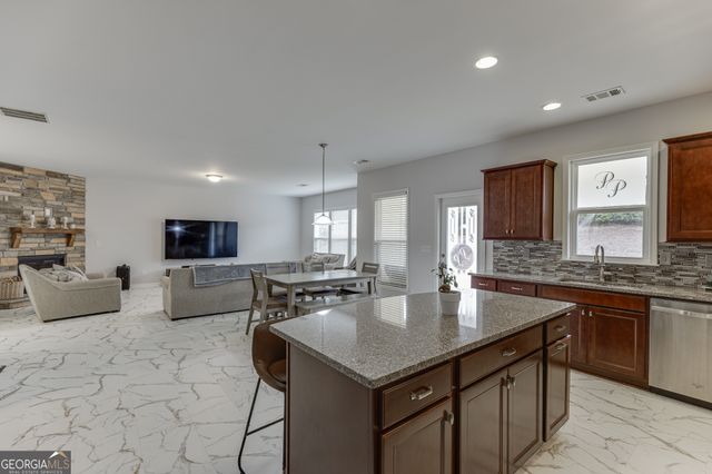 6438 Hickory Branch Drive, Hoschton, GA 30548