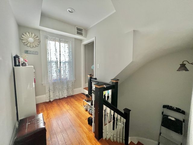 812 Moody 2, Waltham, MA 02453