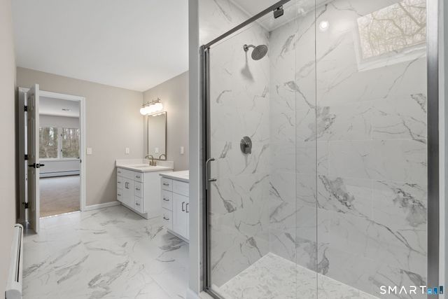 7 Canterbury Lane, Monroe, CT 06468