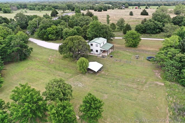 2670 Indian Hills Road, Ardmore, OK 73401