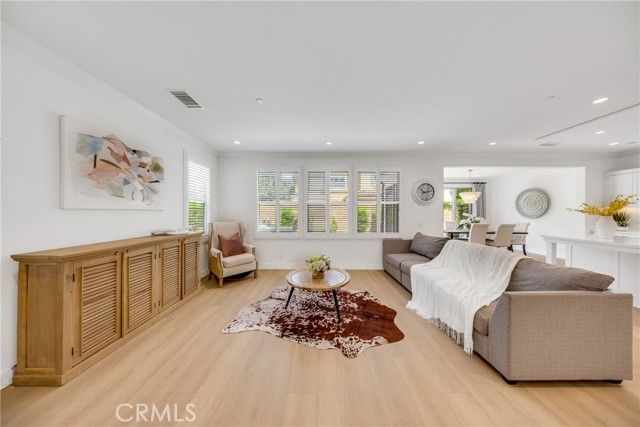 182 Frontier, Irvine, CA 92620