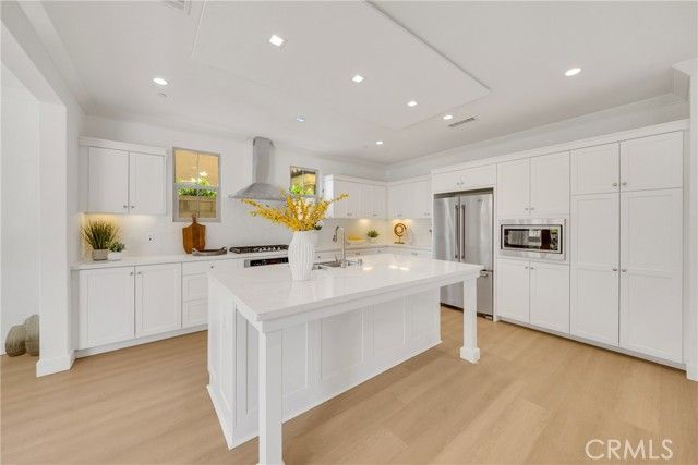 182 Frontier, Irvine, CA 92620