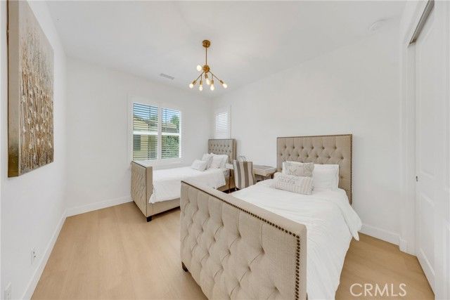 182 Frontier, Irvine, CA 92620