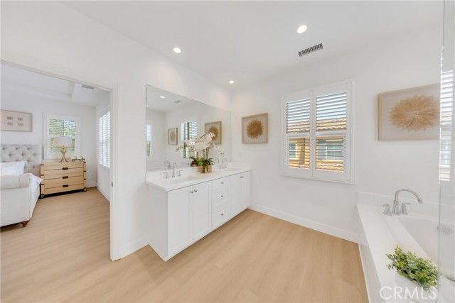 182 Frontier, Irvine, CA 92620