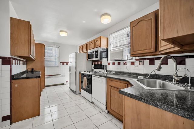 9505 HILSPACH ST, Philadelphia, PA 19115