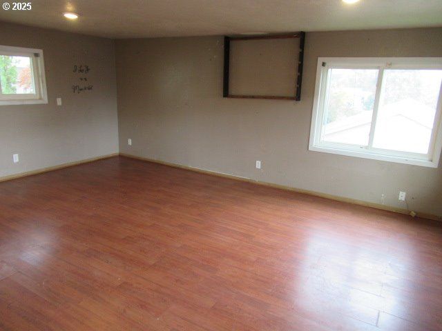 341 Sw Madison St, Sheridan, OR 97378