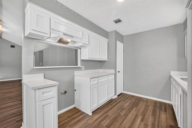 15911 Dunman Lane, Houston, TX 77044