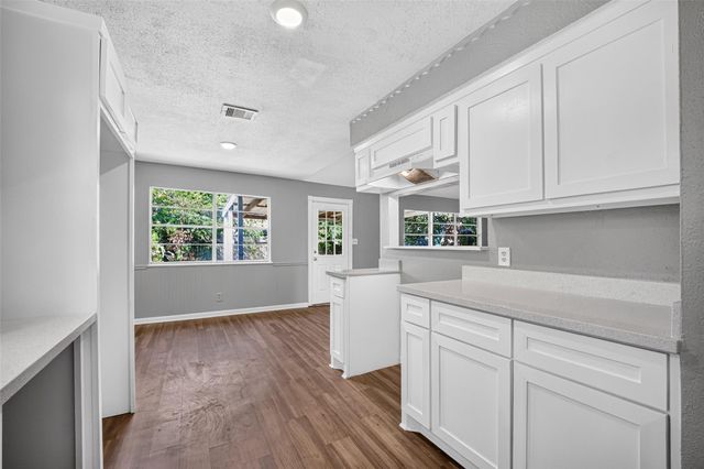 15911 Dunman Lane, Houston, TX 77044
