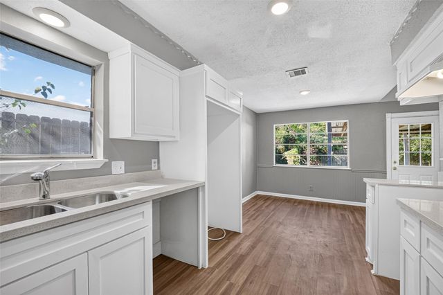 15911 Dunman Lane, Houston, TX 77044