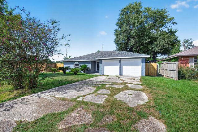 15911 Dunman Lane, Houston, TX 77044
