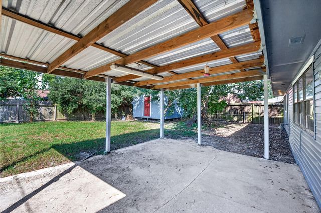 15911 Dunman Lane, Houston, TX 77044