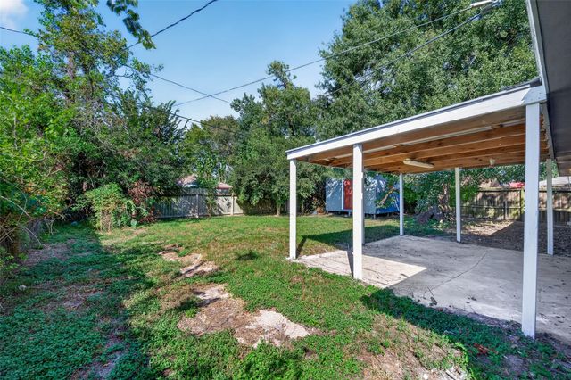 15911 Dunman Lane, Houston, TX 77044