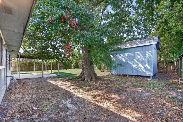 15911 Dunman Lane, Houston, TX 77044