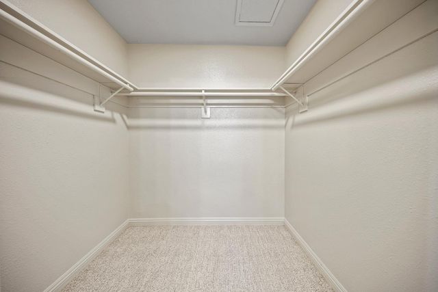 4 Atherton Is, Stockton, CA 95204