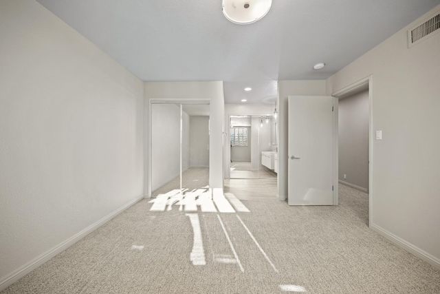 4 Atherton Is, Stockton, CA 95204