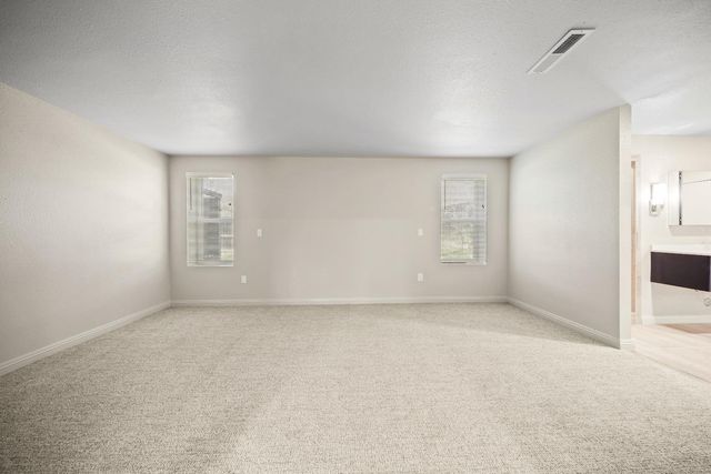 4 Atherton Is, Stockton, CA 95204