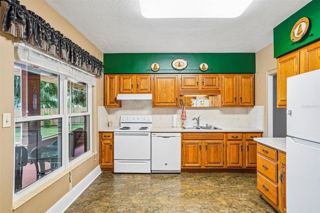 2936 LAKE JOANNA DRIVE, Eustis, FL 32726