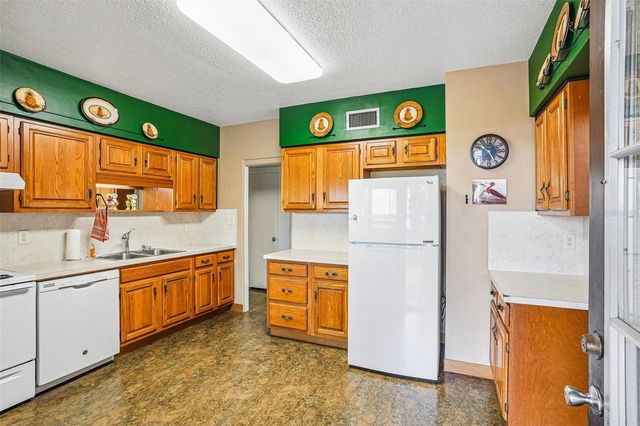 2936 LAKE JOANNA DRIVE, Eustis, FL 32726