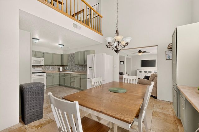 4332 Spanish Broom Avenue NW, Albuquerque, NM 87120