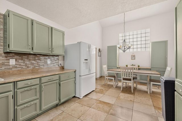 4332 Spanish Broom Avenue NW, Albuquerque, NM 87120