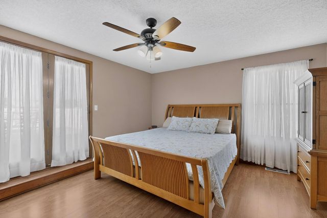 4332 Spanish Broom Avenue NW, Albuquerque, NM 87120