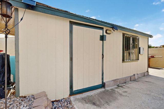 4332 Spanish Broom Avenue NW, Albuquerque, NM 87120